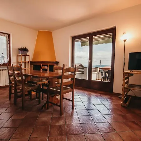 Casa Torelu - Lakeside Leisure & Business Feriehus Nebbiuno
